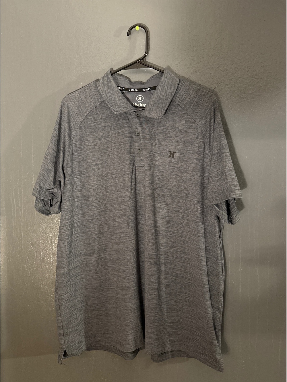 Hurley Men's XL Gray Polo Shirt